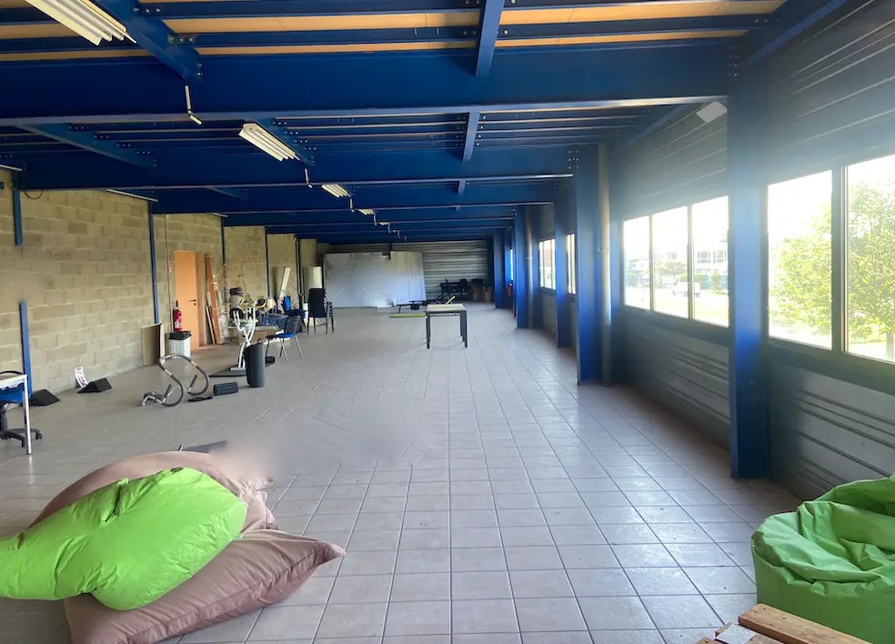 Industriel/Logistique dans Genas à louer Photo intérieure– Image 1 sur 10