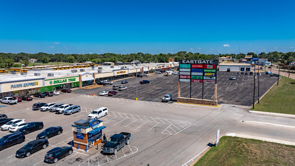 101-185 Eastgate Plz, Waco, TX à louer - Photo de l’immeuble – Image 3 sur 8