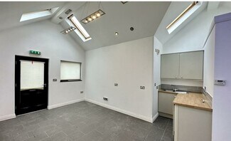 Plus de détails pour 4 Moorside, Flookburgh - Local commercial à vendre