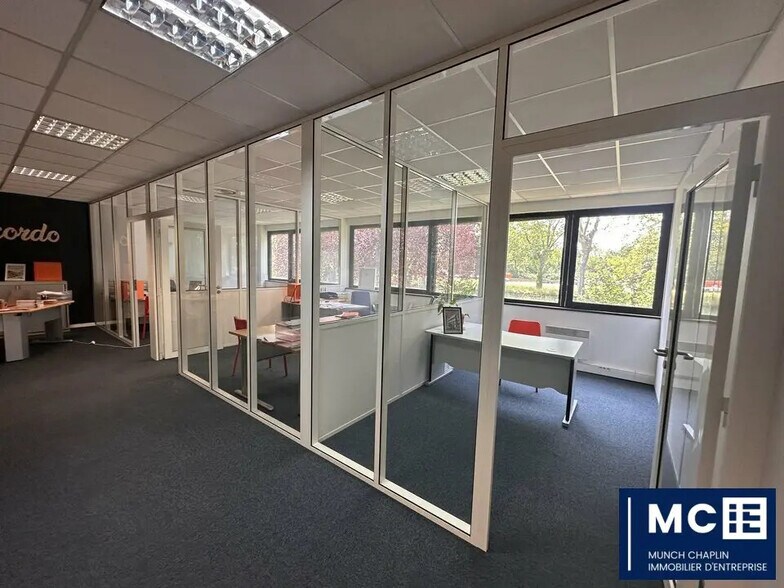 Bureau dans Strasbourg à louer - Photo de l’immeuble – Image 1 sur 6