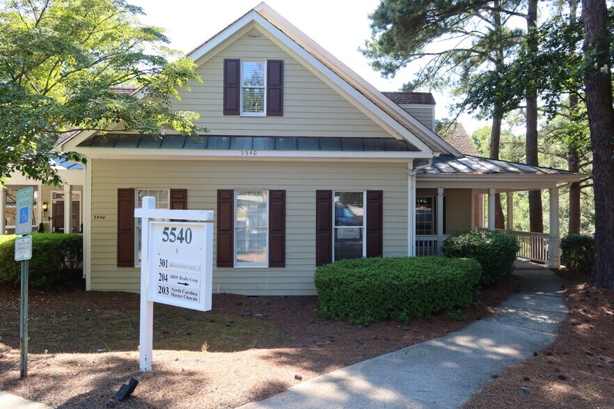 5540 Mcneely Dr, Raleigh, NC à vendre - Photo de l’immeuble – Image 2 sur 17