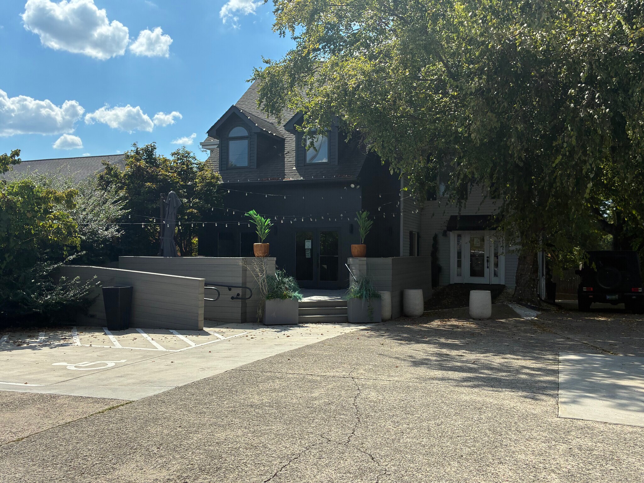 4809 Trousdale Dr, Nashville, TN à louer Photo de l’immeuble– Image 1 sur 25