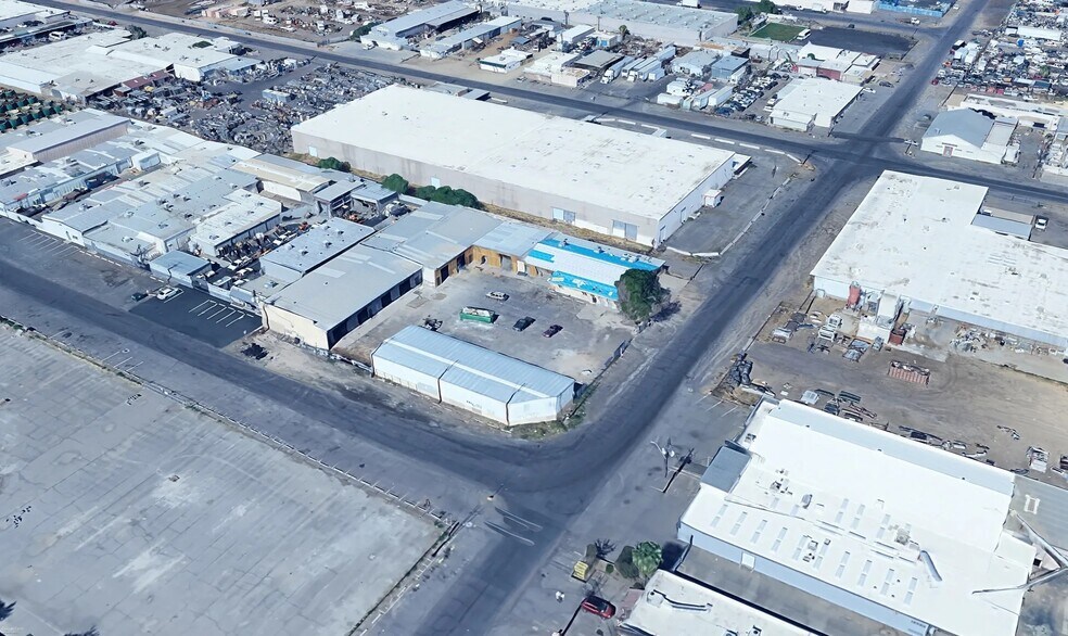 3650 N 40th Ave, Phoenix, AZ à louer - Photo de l’immeuble – Image 2 sur 15