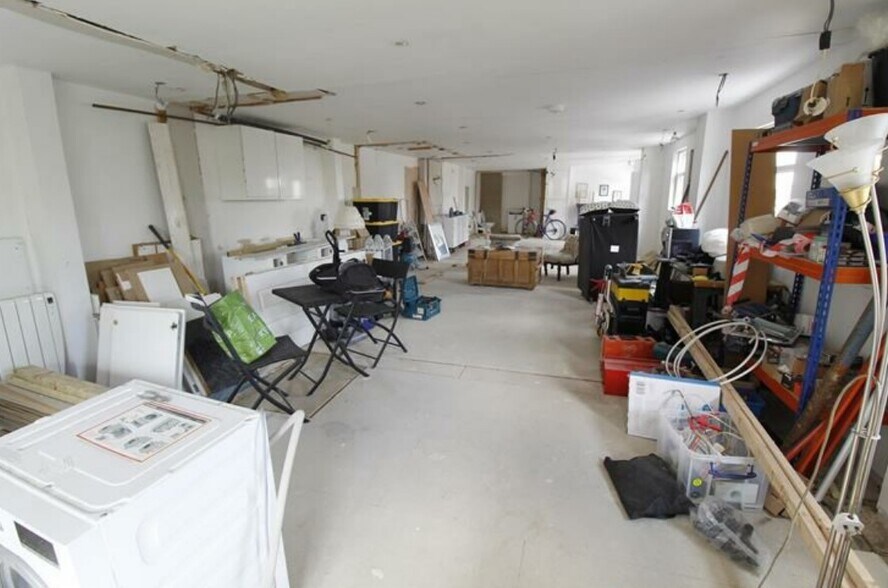2A Eden Grove, Byfleet à vendre - Photo intérieure – Image 3 sur 5