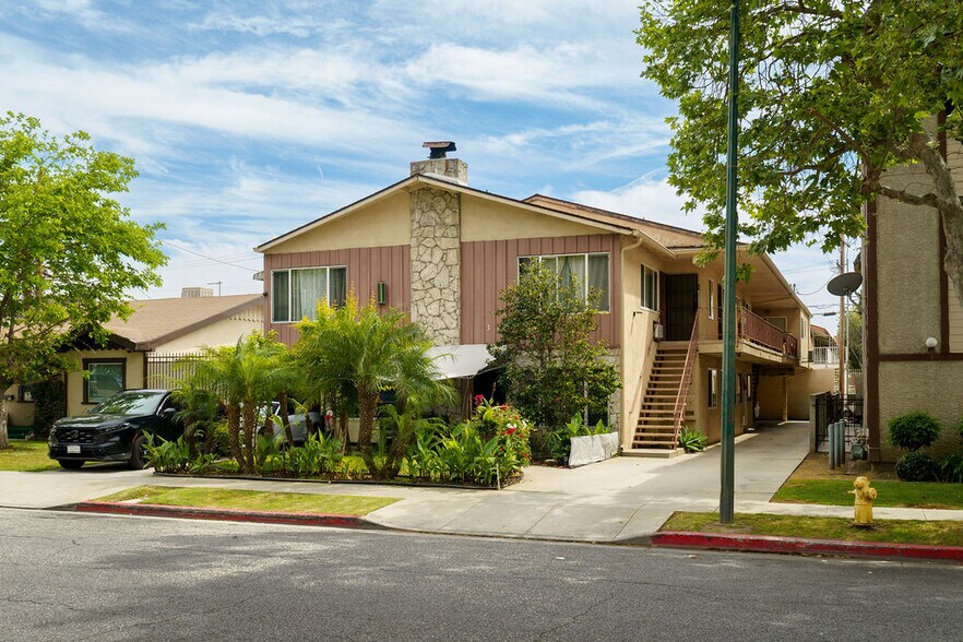 300 E Garfield Ave, Glendale, CA à vendre - Photo principale – Image 1 sur 11