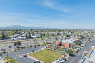 8600-8660 Brentwood Blvd, Brentwood, CA - Vue aérienne vue de carte - Image1