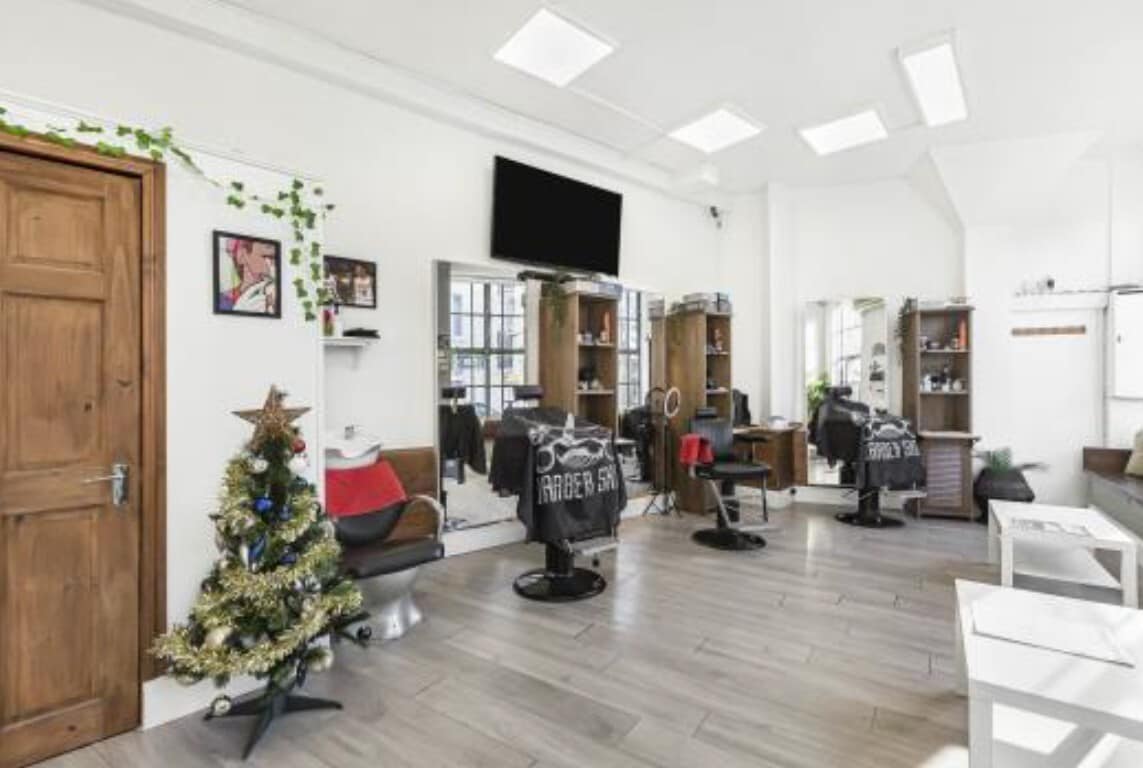 85 Agincourt Rd, Londres, LND NW3 2NT - Lot 85 - - Photo intérieure - Image 2 of 3