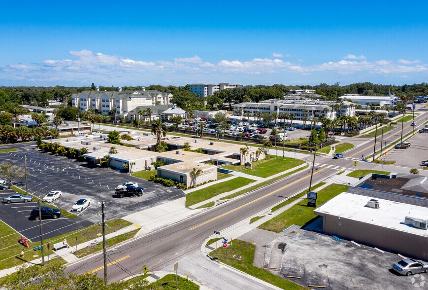 1201 S Highland Ave, Clearwater, FL à louer - Aérien – Image 2 sur 18