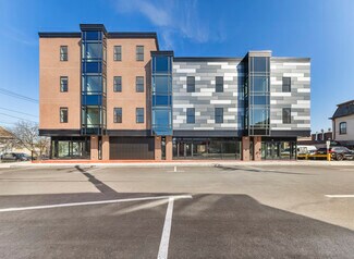 Plus de détails pour 21 Summer St, Natick, MA - Local commercial à louer