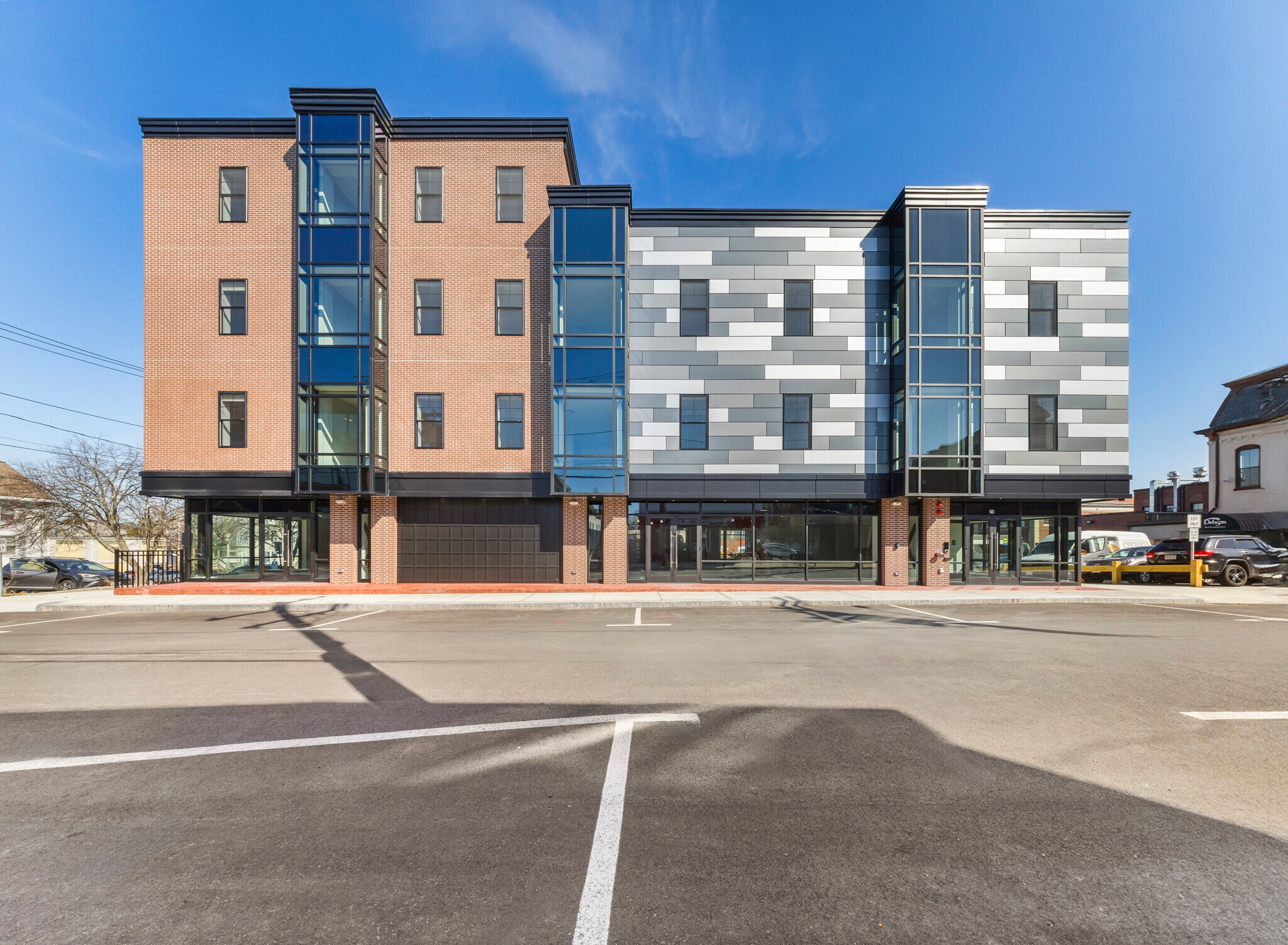 21 Summer St, Natick, MA à louer Photo principale– Image 1 sur 11