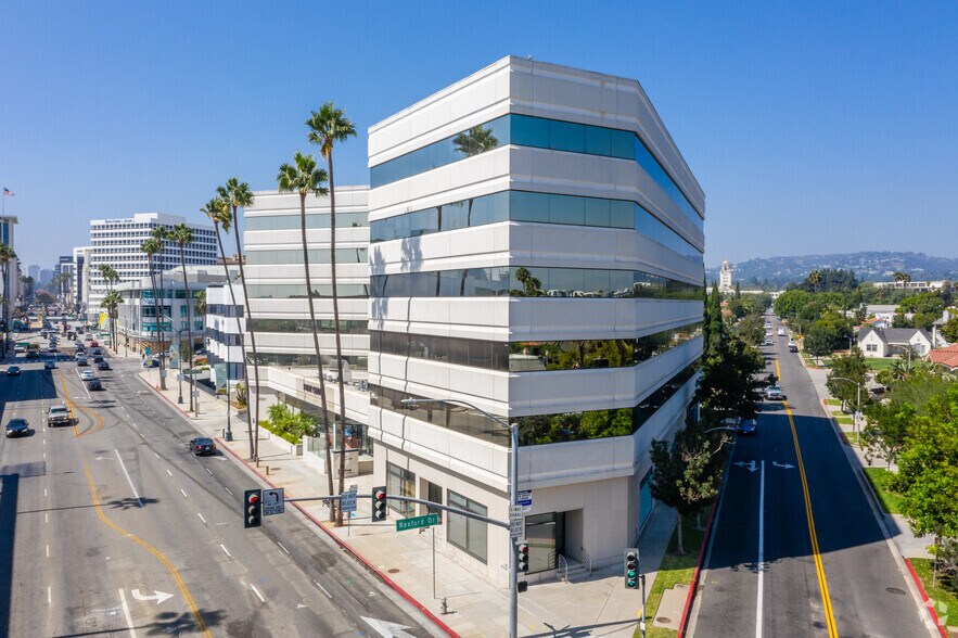 9301 wilshire Blvd, Beverly Hills, CA à louer - Photo de l’immeuble – Image 2 sur 11