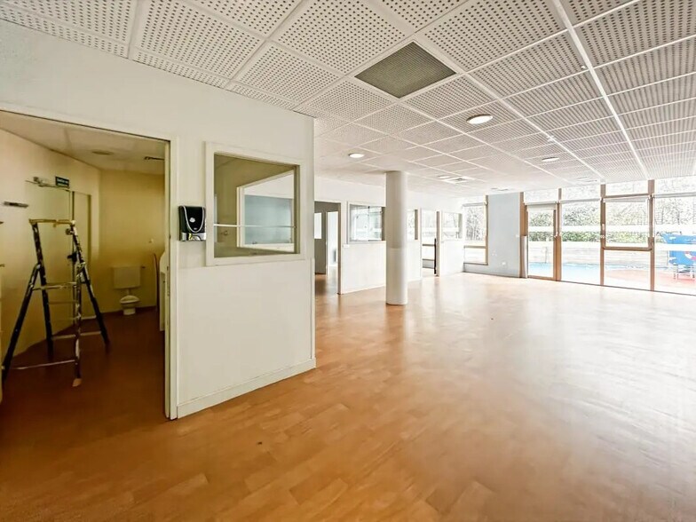 Bureau dans Paris à louer - Photo de l’immeuble – Image 3 sur 9