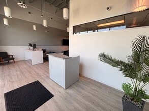 3748 Bayer Ave, Long Beach, CA à louer Photo intérieure– Image 1 sur 16