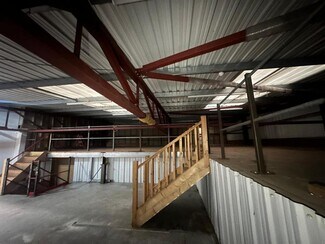 Plus de détails pour 2 Cowgate Rd, Greenford - Industriel/Logistique à louer