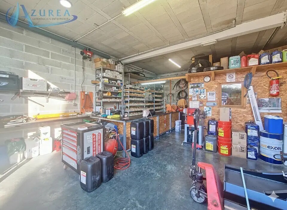 Industriel/Logistique dans Le Muy à louer Photo intérieure– Image 1 sur 5