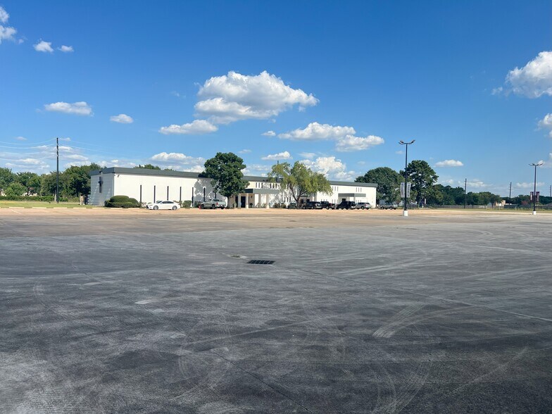 17603 French Rd, Houston, TX à vendre - Photo de l’immeuble – Image 3 sur 36