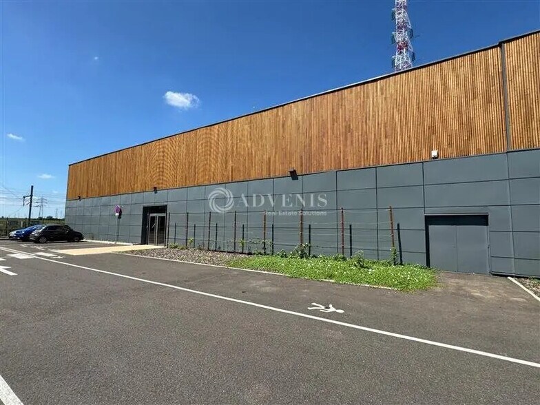 Local commercial dans Lampertheim à louer - Photo de l’immeuble – Image 3 sur 8