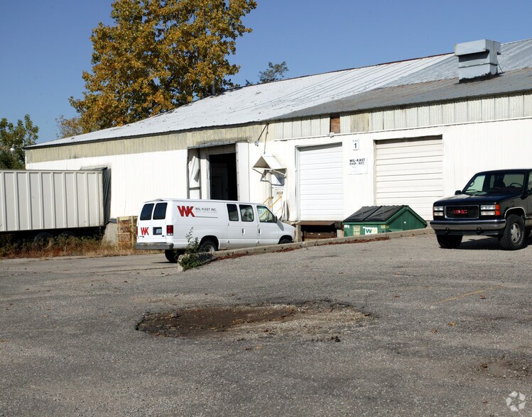 8009 Division Ave S, Grand Rapids, MI à vendre - Photo de l’immeuble – Image 2 sur 2