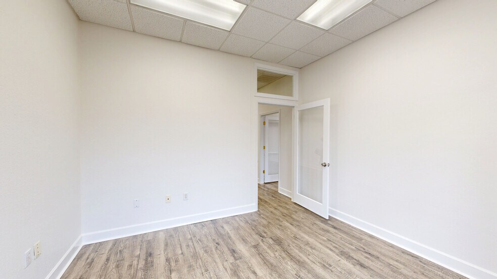 1440 N Nova Rd, Daytona Beach, FL à louer - Numérisation 3D Matterport – Image 2 sur 11