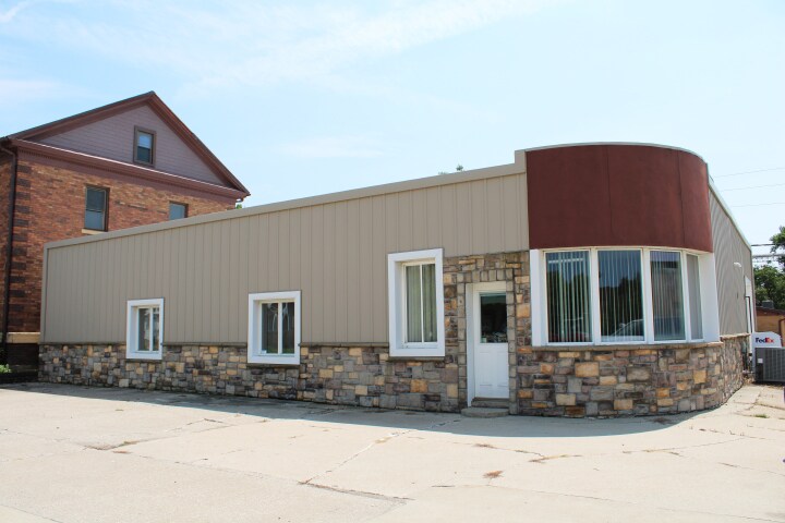 202 Central Ave E, Clarion, IA à louer - Photo principale – Image 1 sur 1