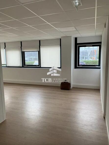 Bureau dans Nantes à louer - Photo de l’immeuble – Image 2 sur 3