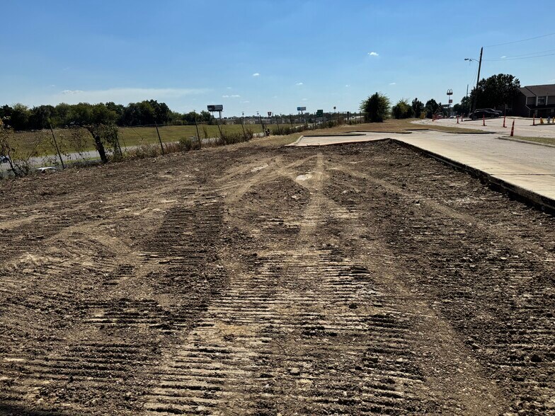 3300 Glenshire dr, Balch Springs, TX à vendre - Photo de l’immeuble – Image 1 sur 8