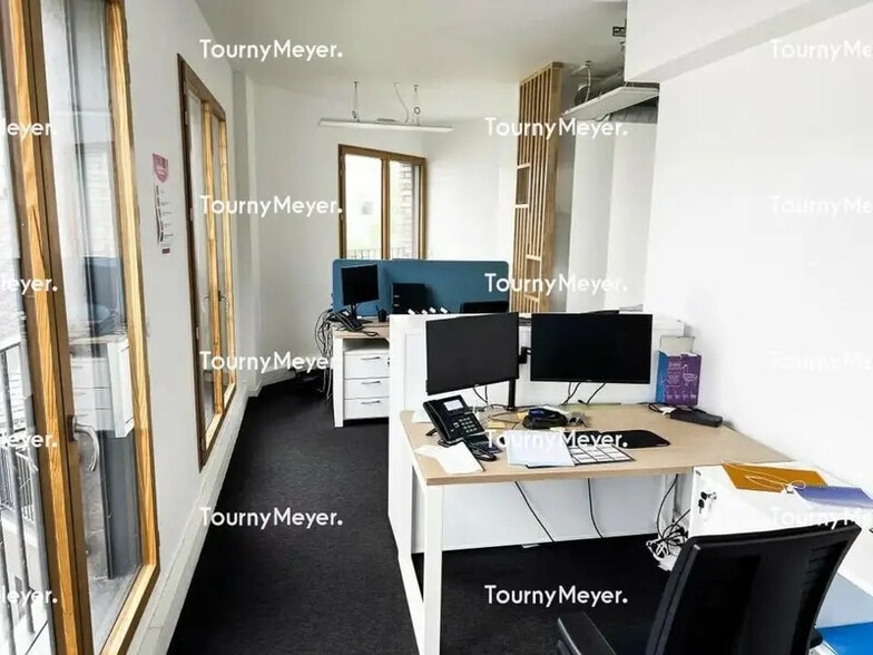 14 Rue Fouré, Nantes à louer - Photo de l’immeuble – Image 2 sur 10