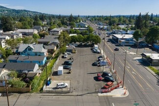 Plus de détails pour 5826 SE 82nd Ave, Portland, OR - Local commercial à vendre