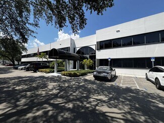 Plus de détails pour 14261 Commerce Way, Miami Lakes, FL - Bureau à vendre