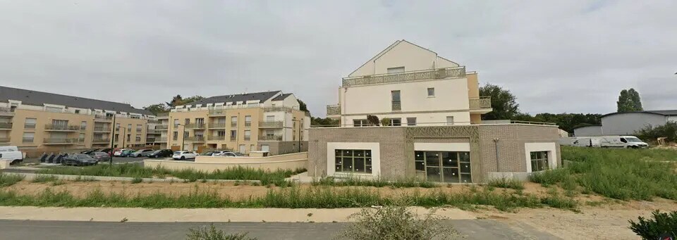 Local commercial dans Vémars à louer - Photo de l’immeuble – Image 1 sur 1