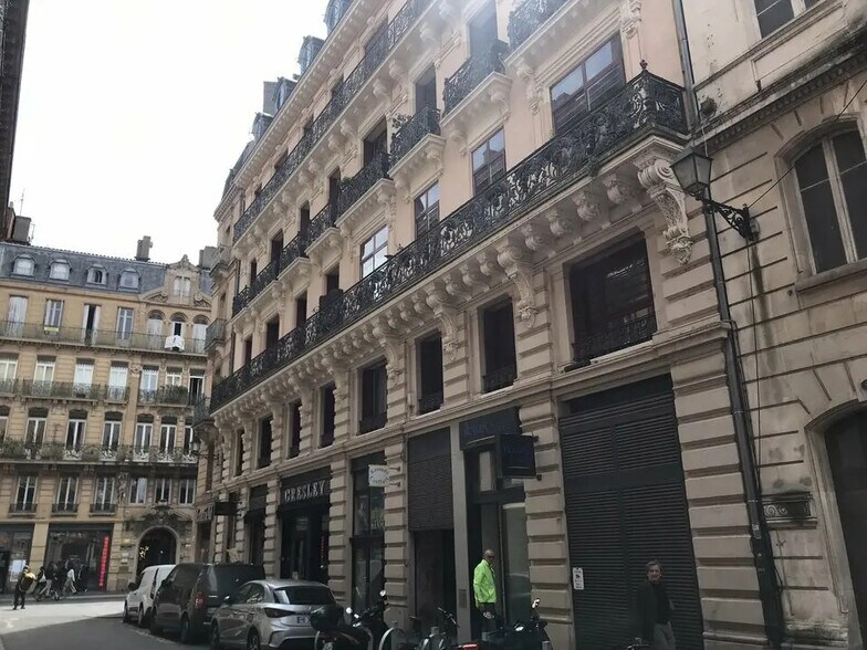 Bureau dans Toulouse à vendre - Photo de l’immeuble – Image 3 sur 13