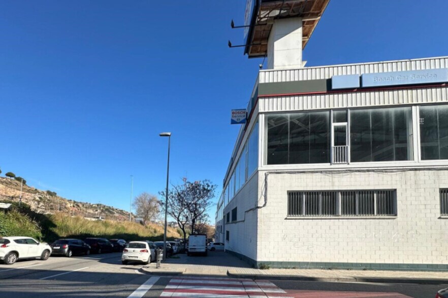 Industriel/Logistique dans Badalona, Barcelona à vendre - Photo de l’immeuble – Image 2 sur 5
