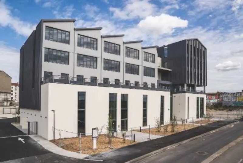 Bureau dans Lyon à louer Photo de l’immeuble– Image 1 sur 9