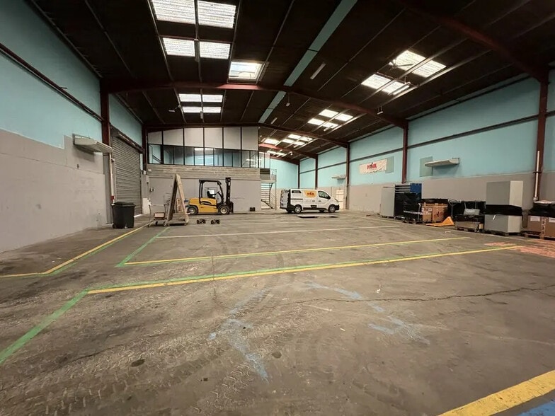 Bureau dans Blanquefort à louer - Photo intérieure – Image 3 sur 9