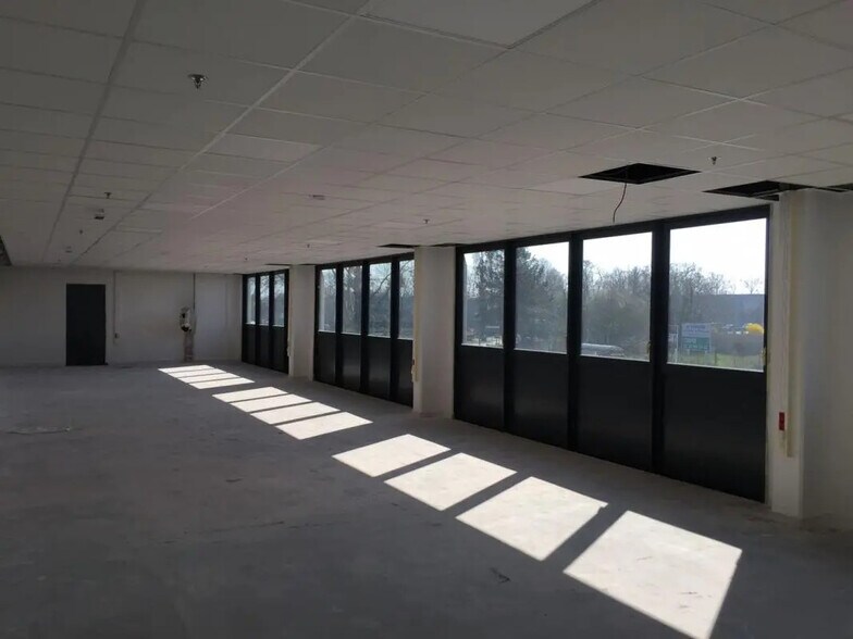 Industriel/Logistique dans Chevilly-Larue à louer - Photo de l’immeuble – Image 3 sur 3