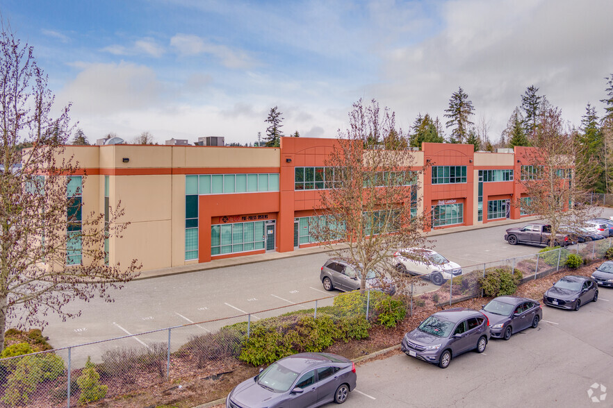 6450 148th St, Surrey, BC à vendre - Photo principale – Image 1 sur 5