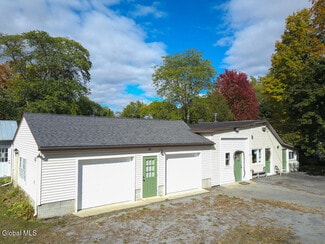 Plus de détails pour 225 Main St, South Glens Falls, NY - Local commercial à vendre