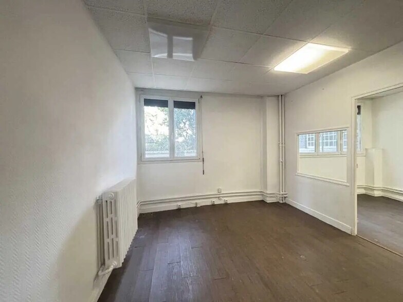 Bureau dans Paris à vendre - Photo de l’immeuble – Image 3 sur 9