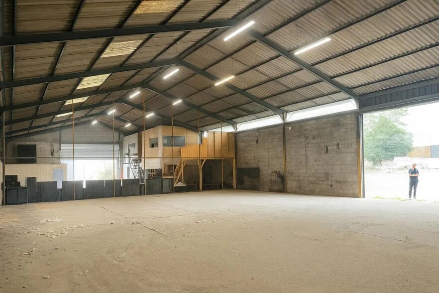 Industriel/Logistique dans Mérignac à louer - Photo intérieure – Image 2 sur 5