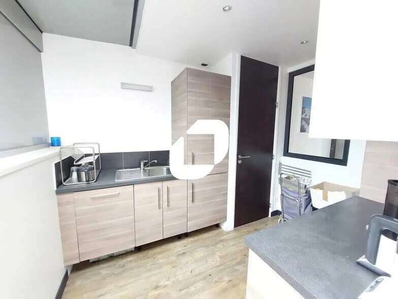 Bureau dans Vélizy-Villacoublay à louer - Photo de l’immeuble – Image 2 sur 9