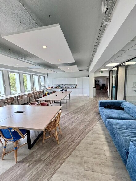 52 Quai Des Carrieres, Charenton-le-Pont à louer - Photo de l’immeuble – Image 3 sur 8