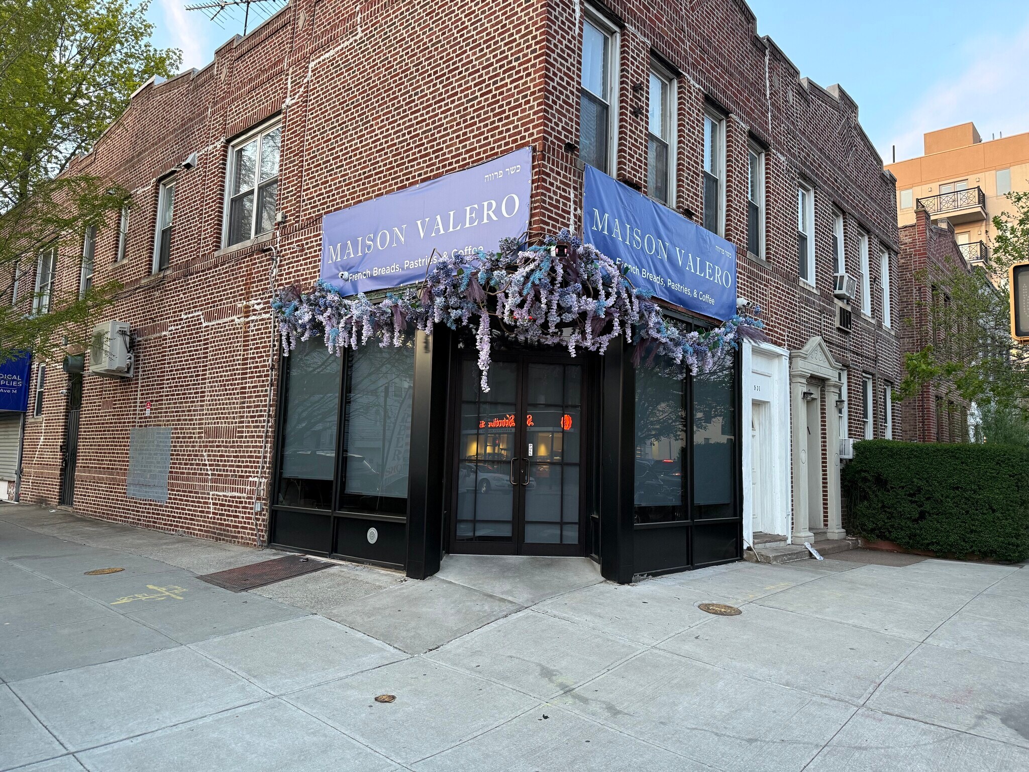 501 Avenue M, Brooklyn, NY à louer Photo de l’immeuble– Image 1 sur 7