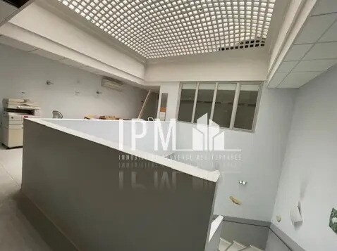 Local commercial dans Marseille à vendre - Photo de l’immeuble – Image 2 sur 5