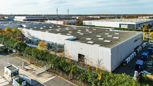 Plus de détails pour Industriel/Logistique à louer