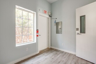 11751 Alta Vista Rd, Fort Worth, TX à louer Photo intérieure– Image 1 sur 16