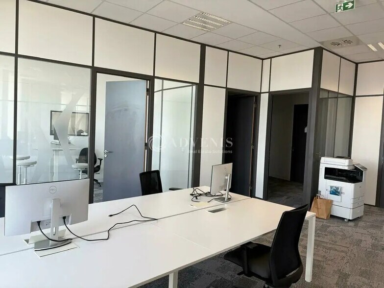 Bureau dans Lyon à louer - Photo de l’immeuble – Image 1 sur 8