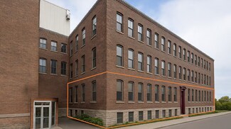 Plus de détails pour 2660-2712 Rue Mullins, Montréal, QC - Industriel/Logistique à louer