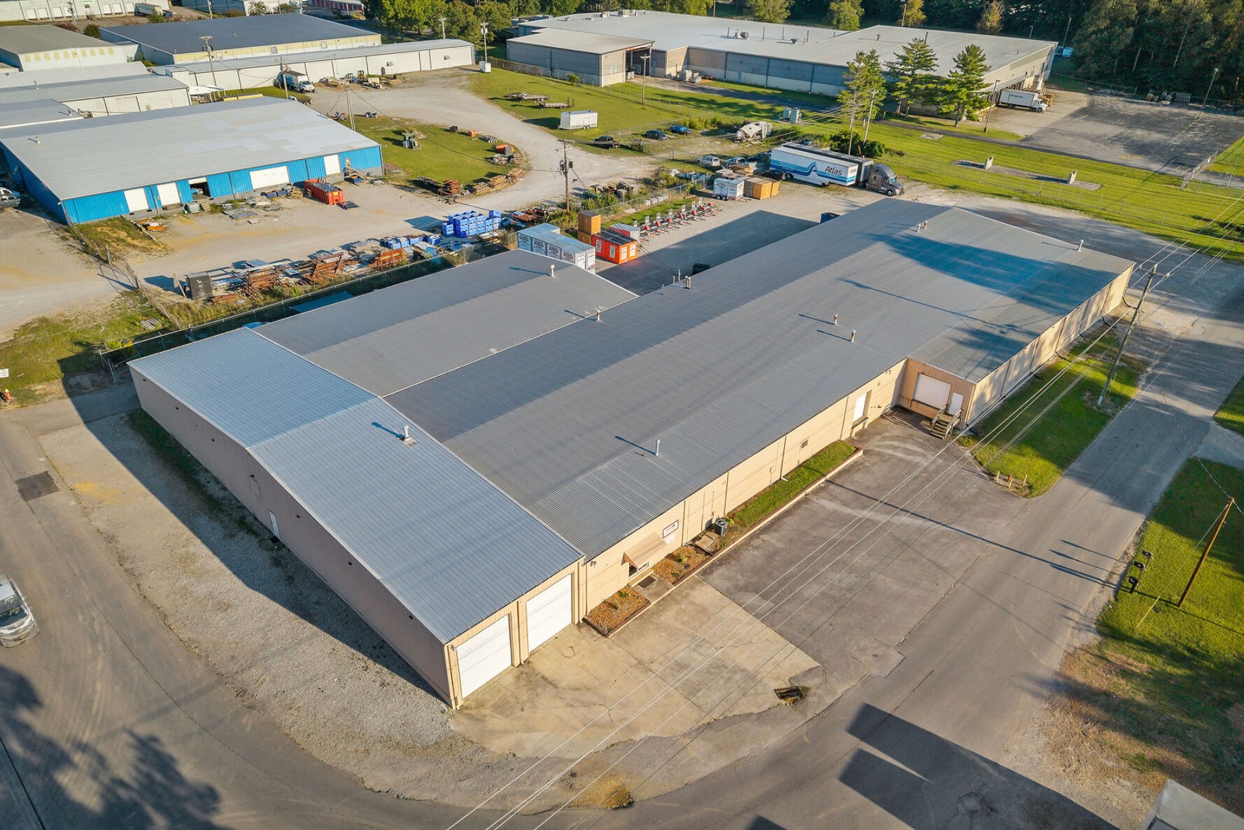 Duncans Climate Control Storage portefeuille de 3 biens à vendre sur LoopNet.fr Photo de l’immeuble– Image 1 sur 45