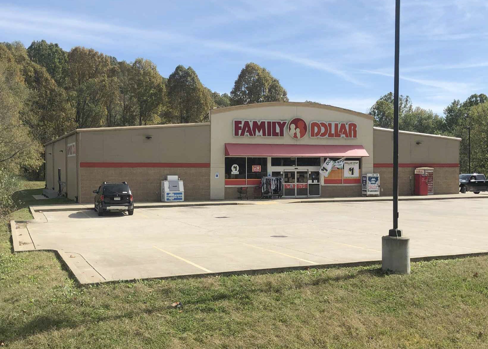 5732 McClellan Hwy, Branchland, WV à vendre Photo de l’immeuble– Image 1 sur 21