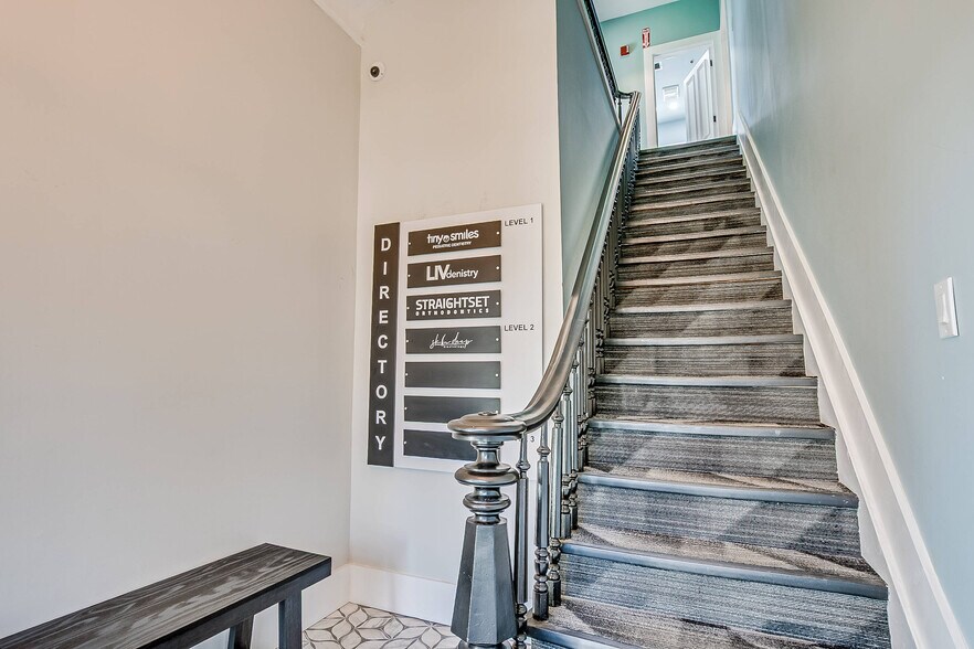 123 Green St, Woodbridge, NJ à louer - Photo de l’immeuble – Image 3 sur 9